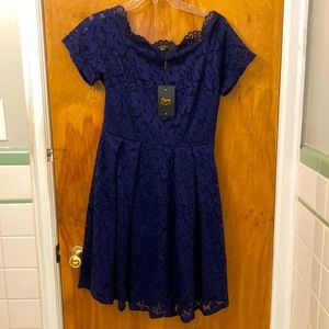 Short sleeve blue lace dress
